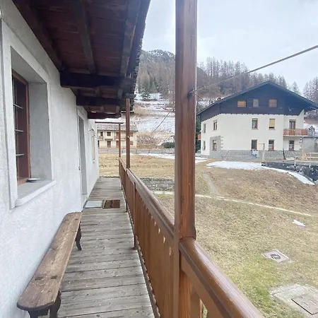 La Montagna Incantata - Panoramico Per 5 Persone アパート *