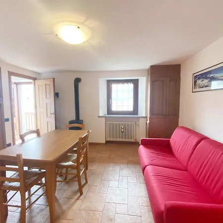 La Montagna Incantata - Panoramico Per 5 Persone アパート *